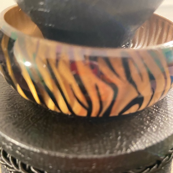 Zebra Animal Print Bangle Bracelet - Picture 4 of 5